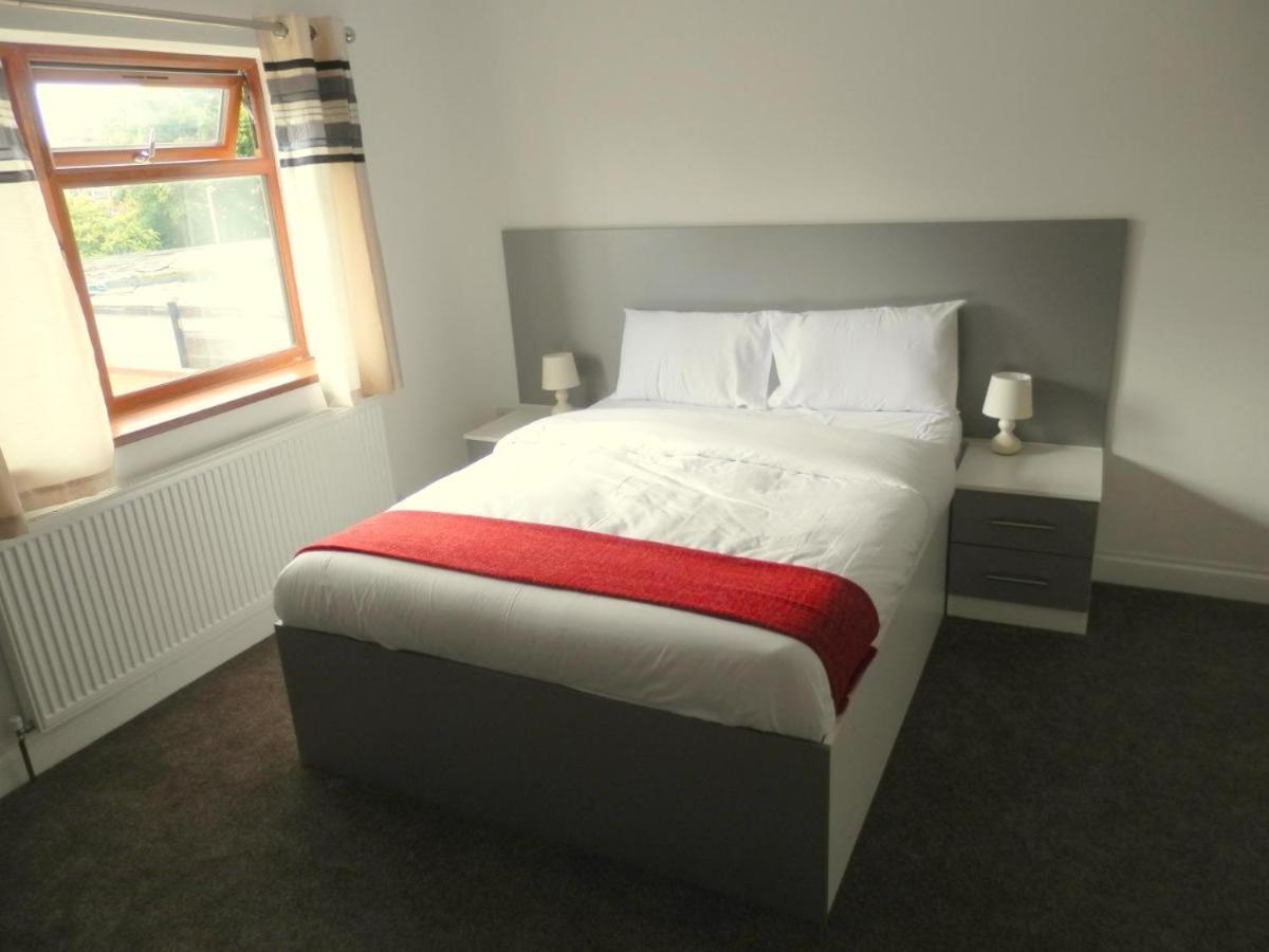Heathrow Travellers Hub Хаунслоу